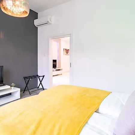 Ultra - Large With Balcony Budapest