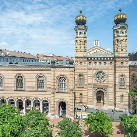 Ultra - Large With Balcony * Budapeşte