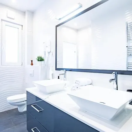 Ultra - Large With Balcony Daire