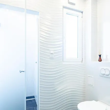 Daire Ultra - Large With Balcony