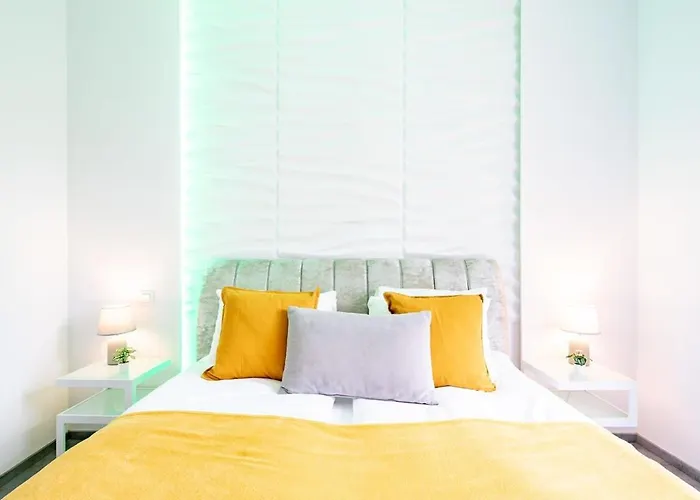 Ultra - Large With Balcony 아파트 *